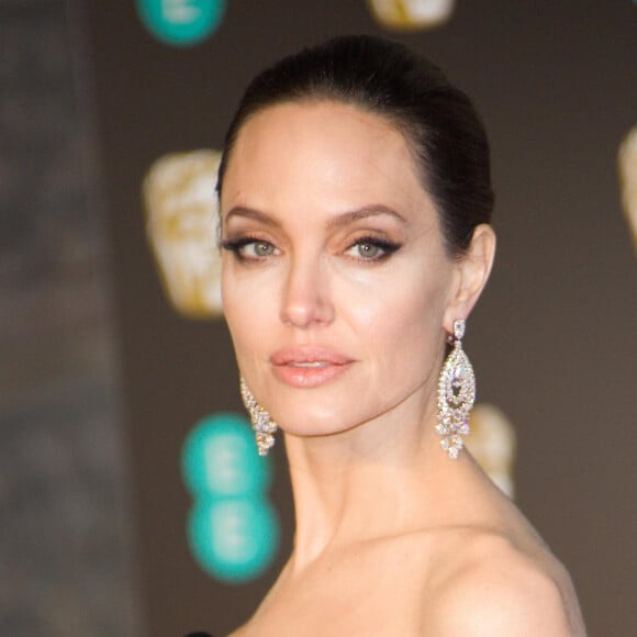 Angelina Jolie - 71ème cérémonie des British Academy Film Awards (BAFTA) au Royal Abert Hall à Londres. Le 18 février 2018