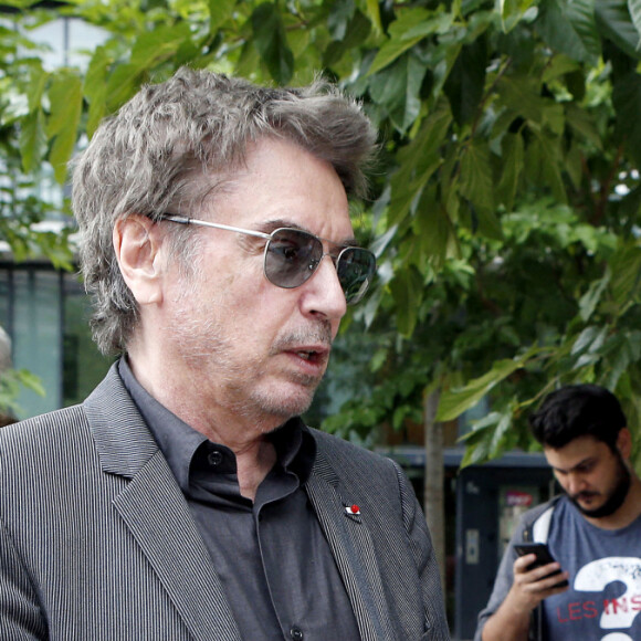 Jean-Michel Jarre ( fils de France Pejot) - La résistante France Pejot décédée en 2010 à l'âge de 95 ans à une rue plus précisément la voûte ouest sous la gare de Perrache à Lyon, France, le 12 juillet 2021. © Pascal Fayolle/Bestimage