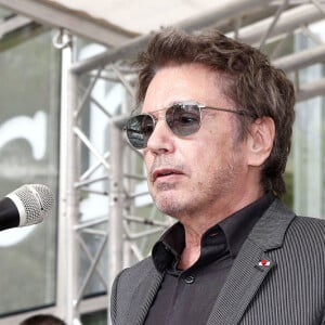 Jean-Michel Jarre ( fils de France Pejot) - La résistante France Pejot décédée en 2010 à l'âge de 95 ans à une rue plus précisément la voûte ouest sous la gare de Perrache à Lyon, France, le 12 juillet 2021. © Pascal Fayolle/Bestimage