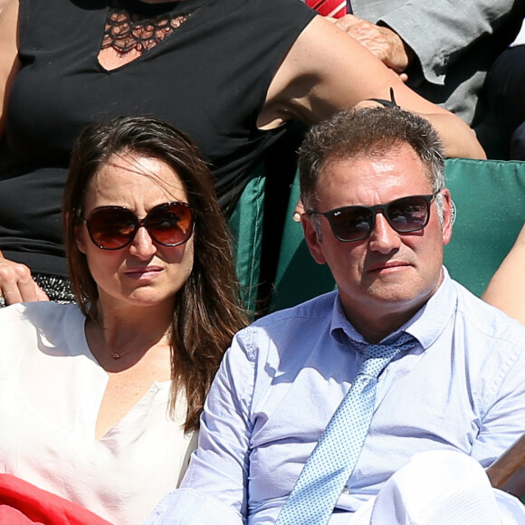 Pierre Sled et sa femme Barbara Ricuveto dans les tribunes des Internationaux de Tennis de Roland Garros à Paris le 8 juin 2017 © Cyril Moreau-Dominique Jacovides/Bestimage