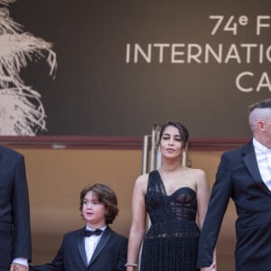 Joachim Lafosse, Gabriel Merz Chammah, Leïla Bekhti, Damien Bonnard - Montée des marches du film "Les intranquilles" lors du 74e Festival International du Film de Cannes. Le 16 juillet 2021. © Borde-Jacovides-Moreau / Bestimage