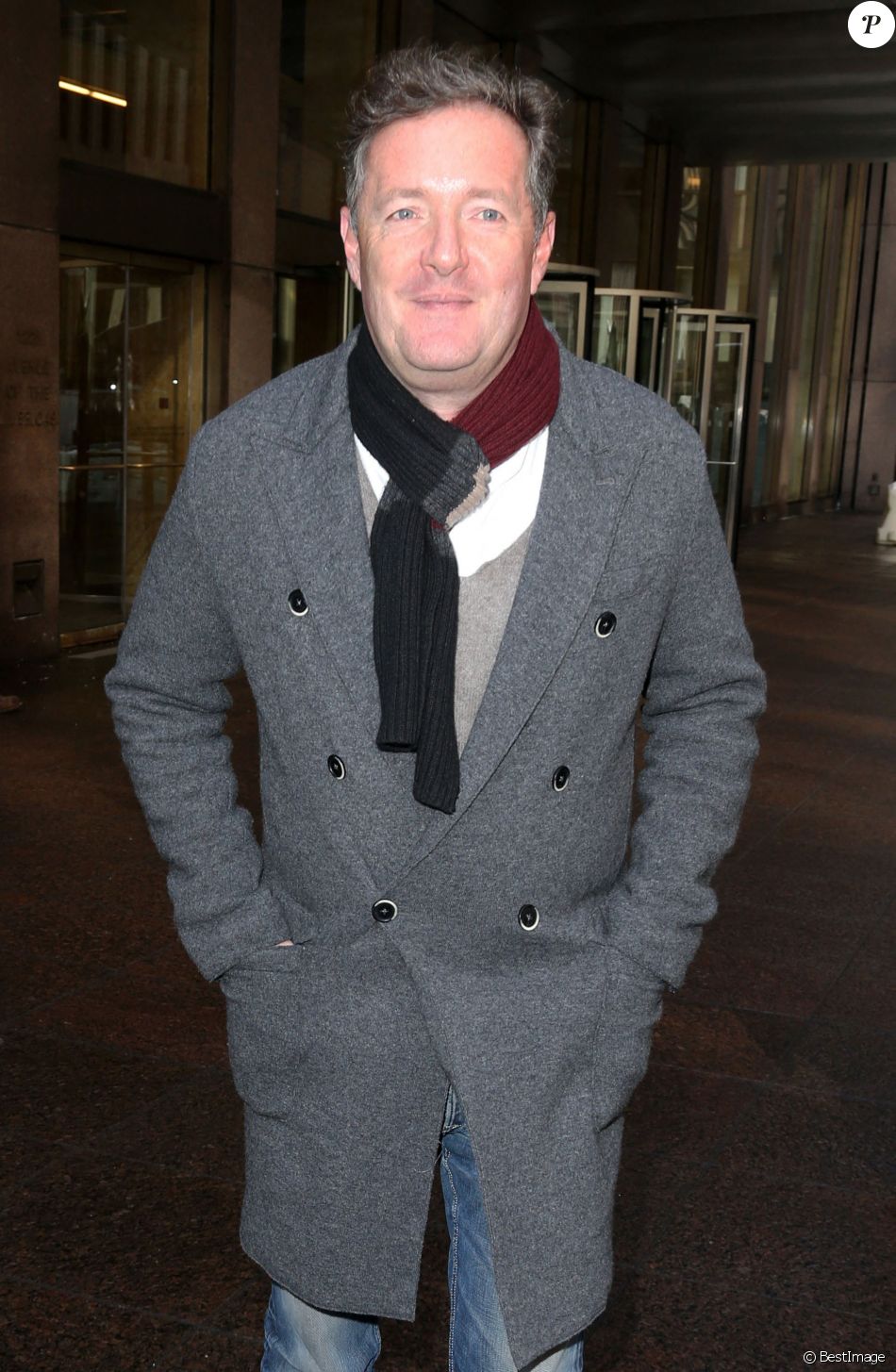 Piers Morgan se rendant aux studios de la Sirius radio à New York, le 2 mars 2015.