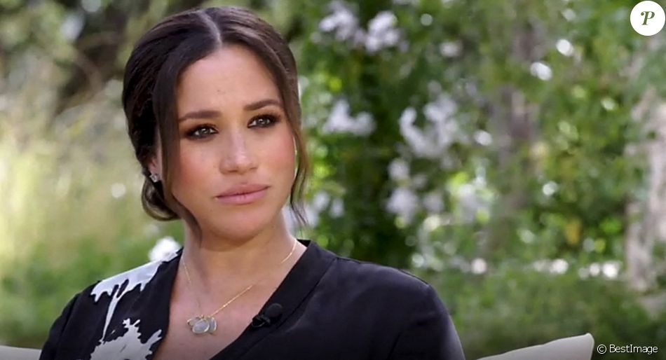 La chaîne CBS va diffuser l'entretien intitulé "Meghan & Harry" entre le prince Harry, Meghan Markle et la présentatrice américaine Oprah Winfrey. Un échange qui promet son lot de révélations explosives. © Capture TV CBS via Bestimage