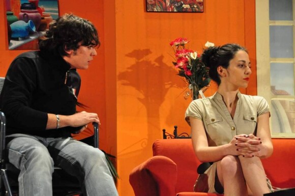 Rossella Rivoli et Giovanni Amura (Stephano Carracci dans "L'amie prodigieuse) sur les planches en 2014.