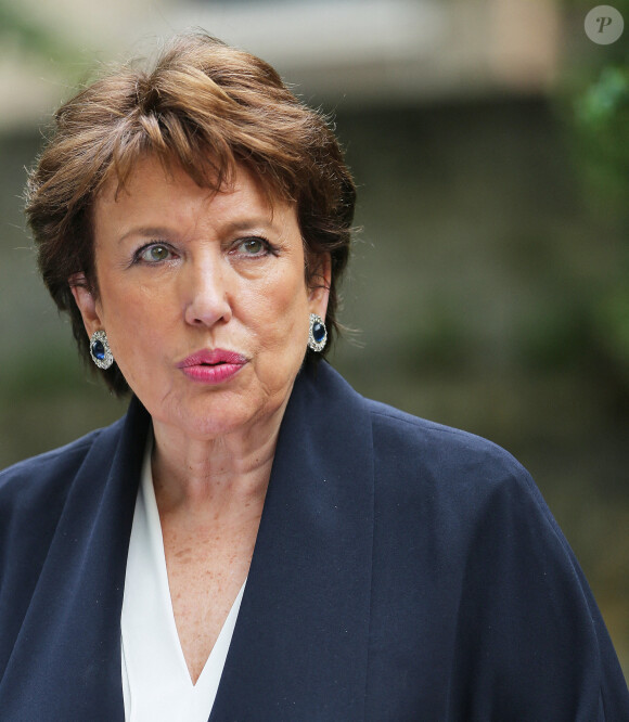 Exclusif - Roselyne Bachelot, ministre de la Culture - Conférence de presse "Culture et Jeux Olympiques et Paralympiques" et présentation du premier projet artistique de l'Olympiade culturelle de M. Satrapi au Mobilier national à Paris, le 7 juillet 2021. © Agence / Panoramic / Bestimage