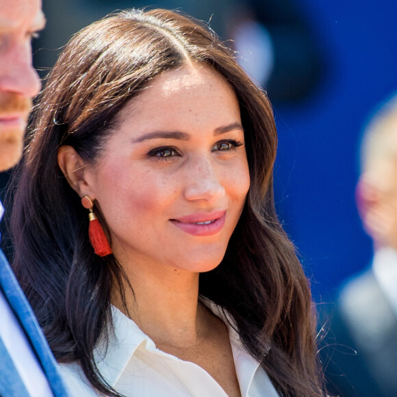 Le prince Harry, duc de Sussex, et Meghan Markle, duchesse de Sussex, visitent l'association "Yes" (Youth Employment Service) qui oeuvre pour résoudre le problème du chômage des jeunes en Afrique du Sud. Johannesburg, le 2 octobre 2019.