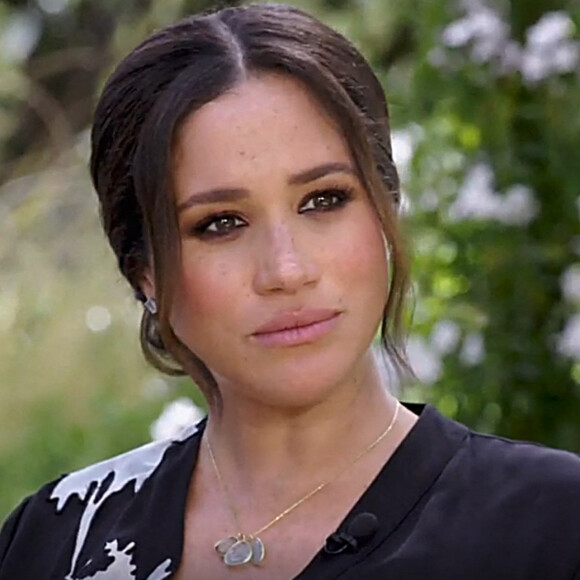 Meghan Markle et la présentatrice américaine Oprah Winfrey. © Capture TV CBS via Bestimage