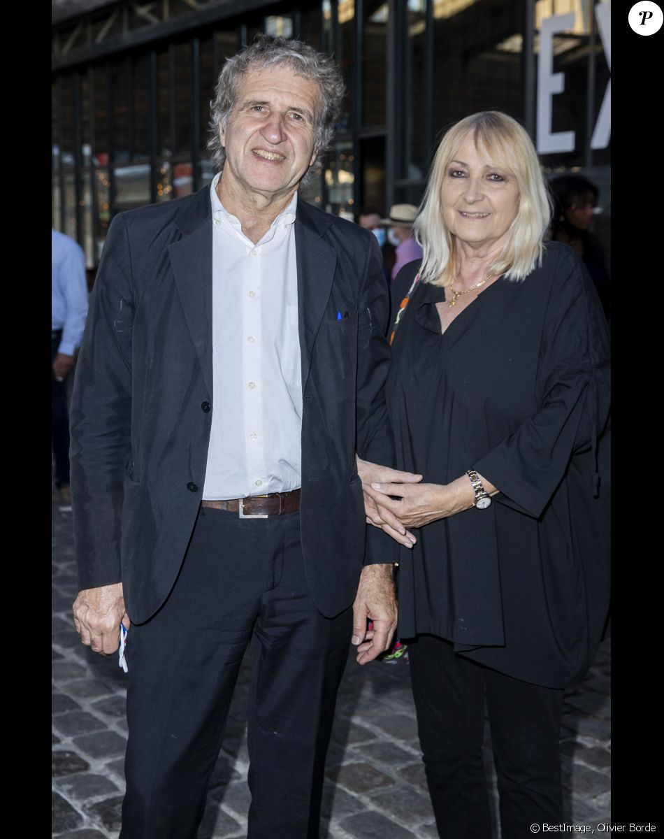 Gérard Leclerc et sa femme Julie - "Jam Capsule" - Expérience culturelle immersive dans le Hall de la Villette à Paris, le 22 juin 2020. © Olivier Borde/Bestimage