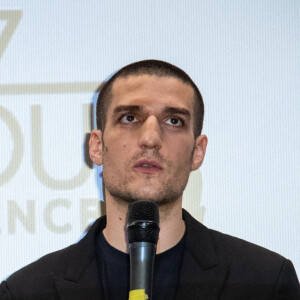 Laetitia Casta et son mari Louis Garrel lors de la première du film 'L'Homme fidèle' à Milan en Italie, le 6 avril 2019. 