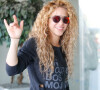 La chanteuse Shakira arrive à l'aéroport de Barcelone avec sa famille et son staff pour prendre un vol vers Hamboug à l'occasion du lancement de sa tournée El Dorado Tour. Barcelone le 1er juin 2018.