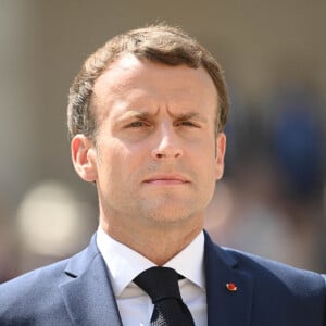 Le président de la République, Emmanuel Macron lors de la cérémonie d'adieu aux armes du Général François Lecointre, à l'hôtel national des Invalides le 21 juillet 2021 © Eliot Blondet / Pool / Bestimage 