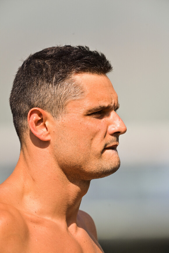 Florent Manaudou à l'échauffement lors des championnats de France de Natation à Chartres, France, le 20 juin 2021. © Jean-Baptiste Autissier/Panoramic/Bestimage