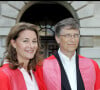 Bill Gates et sa femme Melinda à l'université de Cambrige.