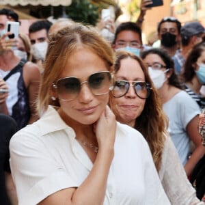 Jennifer Lopez poursuit ses vacances sans Ben Affleck à Portofino, le 31 juillet 2021.