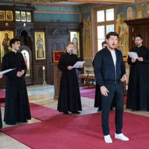 Rendez-vous avec Vincent Niclo et les Prêtres Orthodoxes à Épinay-sous-Sénart. Le 25 novembre 2020. © Cyril Moreau / Bestimage