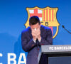 Lionel Messi annonce son départ du FC Barcelone lors d'une conférence de presse au Camp Nou. Barcelone, le 8 août 2021. © Marc Gonzalez Aloma/AFP7 via Zuma Press/Bestimage