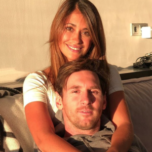 Antonela Roccuzzo a adressé une déclaration d'amour à son mari, Lionel Messi, qui quitte le FC Barcelone, son club de toujours.