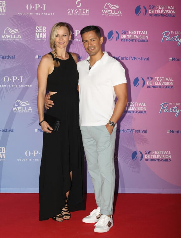 Jay Hernandez et sa femme lors de la soirée des séries TV au Monte Carlo Bay lors 59ème Festival de la television de Monte-Carlo à Monaco le 15 Juin 2019. © Denis Guignebourg / Bestimage