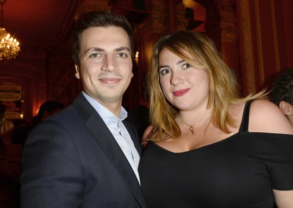 Sébastien Pons et sa femme Charlotte Gaccio - Backstage de la 150e représentation de la pièce "Je préfère qu'on reste amis" au Théâtre Antoine à Paris le 5 novembre 2014.