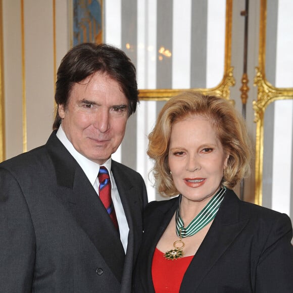 Sylvie Vartan et Tony Scotti au Ministère de la Culture. © Guillaume Gaffiot /Bestimage