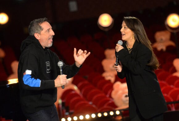 Camille Lellouche et Gad Elmaleh lors du livestream "CamKev Comedy and Songs" de C.Lellouche et de K.Adams sur la plateforme de streaming Gigson.live au théâtre Mogador à Paris, France, le 5 avril 2021. © Veeren/Bestimage 