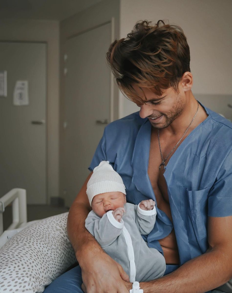 Hillary Vanderosieren et Giovanni Bonamy parents pour la 2e fois d'un petit garçon