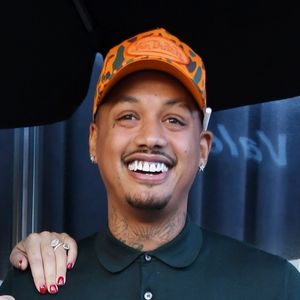 Amber Rose enceinte et son compagnon Alexander Edwards sont allés déjeuner dans le quartier de Beverly Hills à Los Angeles, le 24 septembre 2019.
