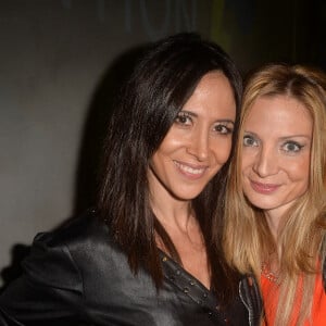 Fabienne Carat et sa soeur Carole - Lancement de la collection de mouchoirs "Lotus by MIKA" à l'Atelier des Lumières à Paris. Le 1er octobre 2020. © Veeren Ramsamy-Christophe Clovis / Bestimage