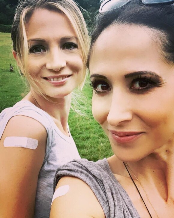 Fabienne Carat et sa soeur Carole sur Instagram.