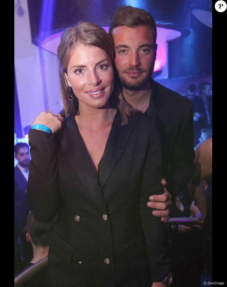 Exclusif - Emilie et Loic ( secret story 9) en dédicace au club le Privilège à Charleroi le 15 mars 2016