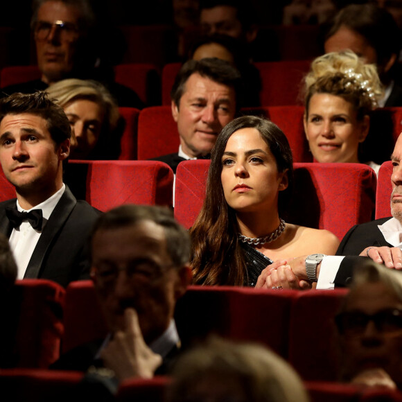 Julien Dereims, sa compagne Anouchka Delon, Alain Delon - Remise de la Palme d'Honneur à Alain Delon lors du 72ème Festival International du Film de Cannes. Le 19 mai 2019 © Jacovides-Moreau / Bestimage