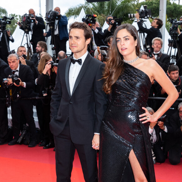 Anouchka Delon (Robe Elie Saab) et son compagnon Julien Dereims - Montée des marches du film "A Hidden Life" lors du 72ème Festival International du Film de Cannes. Le 19 mai 2019 © Borde / Bestimage