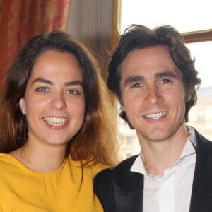 Anouchka Delon et son compagnon Julien Dereims - Cérémonie de remise des insignes de Chevalier de la Légion d'Honneur à Kenzo Takada par Laurent Fabius (président du Conseil constitutionnel) au Conseil constitutionnel à Paris, le 2 juin 2016. © Baldini/Bestimage