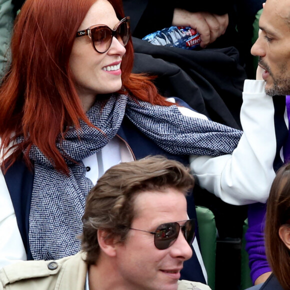 Audrey Fleurot et son compagnon Djibril Glissant dans les tribunes des internationaux de France de Roland Garros à Paris le 4 juin 2016. © Moreau - Jacovides / Bestimage