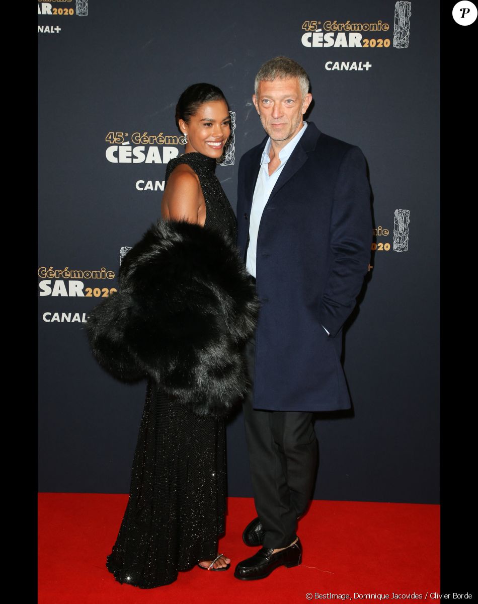 Vincent Cassel et sa femme Tina Kunakey lors du photocall lors de la 45ème cérémonie des César à la salle Pleyel à Paris le 28 février 2020 © Dominique Jacovides / Olivier Borde / Bestimage