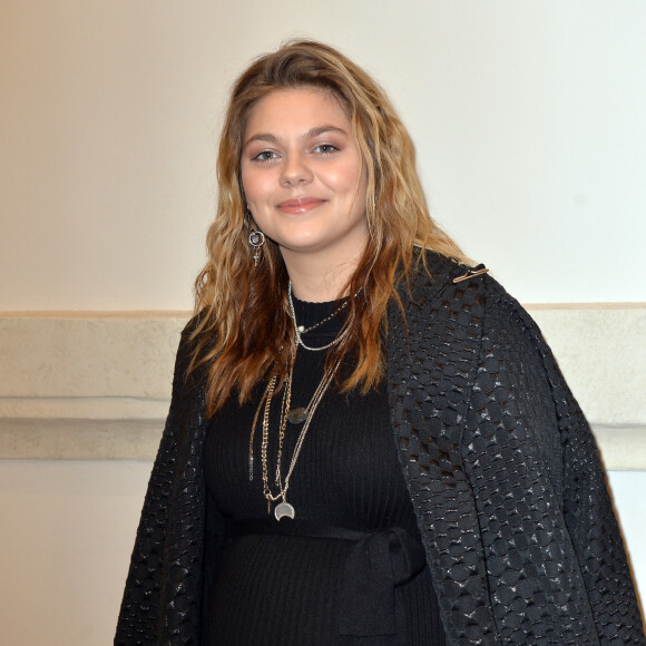 Louane Emera lors du photocall du dernier défilé de mode Haute-Couture printemps-été 2020 "Jean-Paul Gaultier" au théâtre du Châtelet à Paris, France, le 22 janvier 2020. © Veeren-Clovis/Bestimage