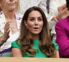 Catherine (Kate) Middleton, duchesse de Cambridge, dans les tibunes du tournoi de tennis de Wimbledon au All England Lawn Tennis and Croquet Club à Londres.