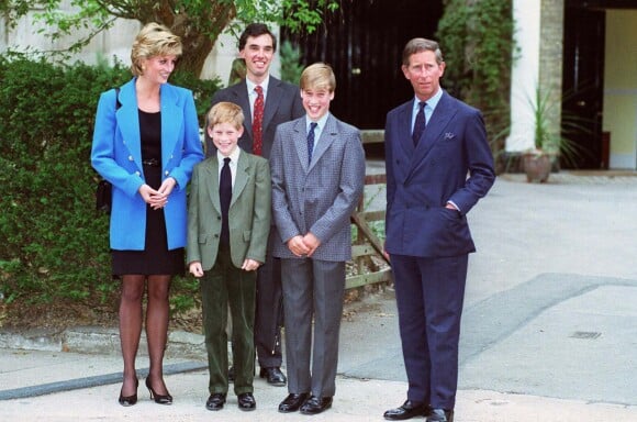 Le prince Charles, Diana et leurs fils, William et Harry, en 1995.
