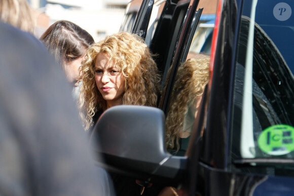 Shakira à la sortie du tribunal après son audition dans son affaire de fraude fiscale le 6 juin 2019.