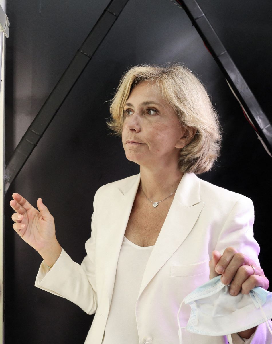 La présidente de la région Ile de France, Valérie Pécresse se rend à la 5ème édition de Viva Technology au Paris Expo Porte de Versailles à Paris, France, le 17 juin 2021. © Stéphane Lemouton/Bestimage