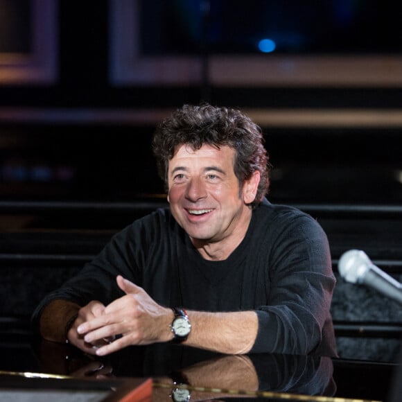 Exclusif - Patrick Bruel lors de l'enregistrement de sa surprise pour l'émission "La Lettre" Le 30 novembre 2020 © Cyril Moreau / Bestimage 