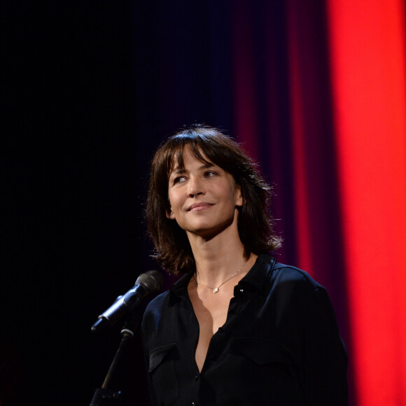 Sophie Marceau - Remise du Lion d'Or à Jean-Paul Belmondo pour l'ensemble de sa carrière lors du 73ème Festival du Film de Venise, la Mostra. Le 8 septembre 2016