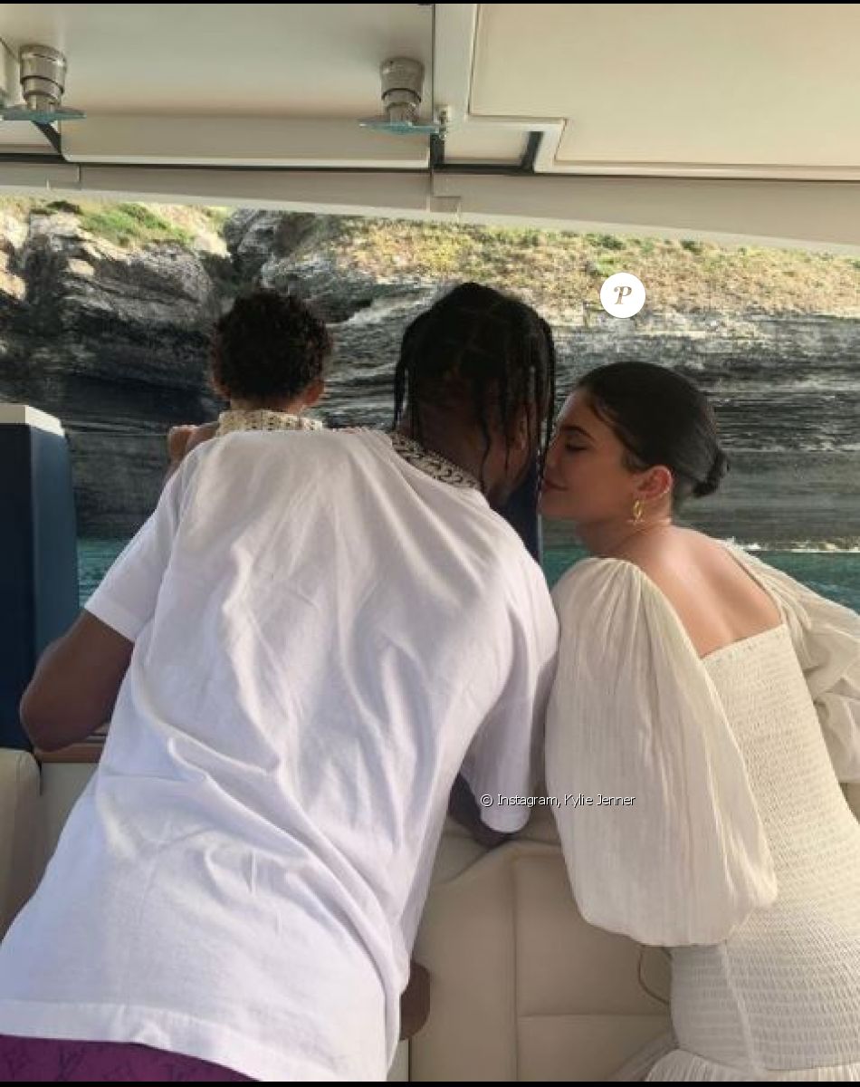 Travis Scott, Kylie Jenner et leur fille Stormi. Juin 2021.
