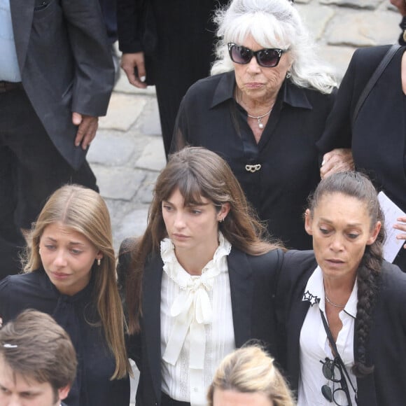 Victor, Alessandro, Stella, Annabelle, Elodie Constantin et Luana lors de la cérémonie d'hommage national à Jean-Paul Belmondo à l'Hôtel des Invalides à Paris. Le 9 septembre 2021. © Dominique Jacovides/Bestimage