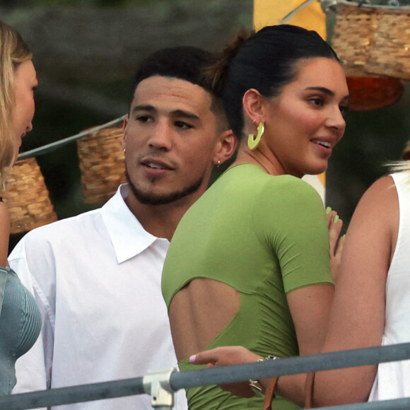 Kendall Jenner et Devin Booker aux Hamptons, le 18 août 2021.