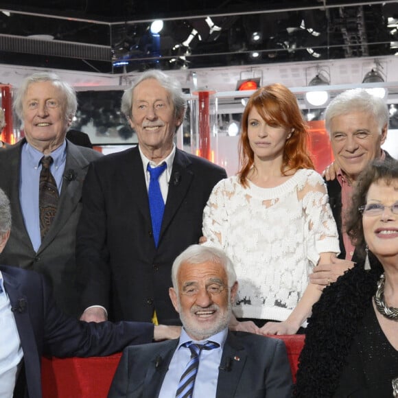 Info - L'émission "Vivement Dimanche" avec Jean-Paul Belmondo en 2013 sera rediffusée dimanche 12 septembre - Michel Drucker, Jean-Paul Belmondo, Claudia Cardinale, Jean Rochefort, Pierre Vernier Jean-Pierre Marielle, Robert Hossein, Claude Rich, Richard Anconina, Guy Bedos, Axelle Red - Enregistrement de l'emission "Vivement Dimanche" a Paris le 10 avril 2013 qui sera diffusee le 14 avril. © Coadic Guirec / Bestimage 