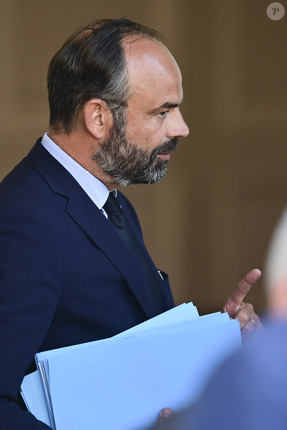 Edouard Philippe - premier Ministre - Sortie de la réunion entre le gouvernement et les partenaires sociaux au palais de l'Elysée, le 24 juin 2020. © JB Autissier / Panoramic / Bestimage.