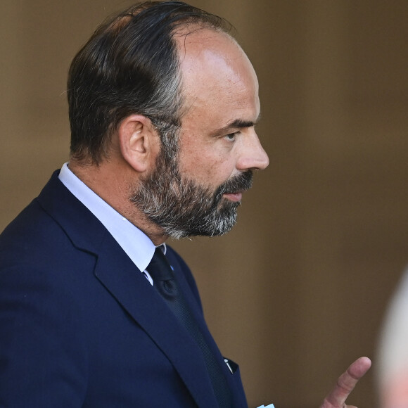 Edouard Philippe - premier Ministre - Sortie de la réunion entre le gouvernement et les partenaires sociaux au palais de l'Elysée, le 24 juin 2020. © JB Autissier / Panoramic / Bestimage.