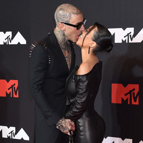 Kourtney Kardashian et Travis Barker assistent aux MTV Video Music Awards 2021 au Barclays Center. Brooklyn, New York, le 12 septembre 2021.