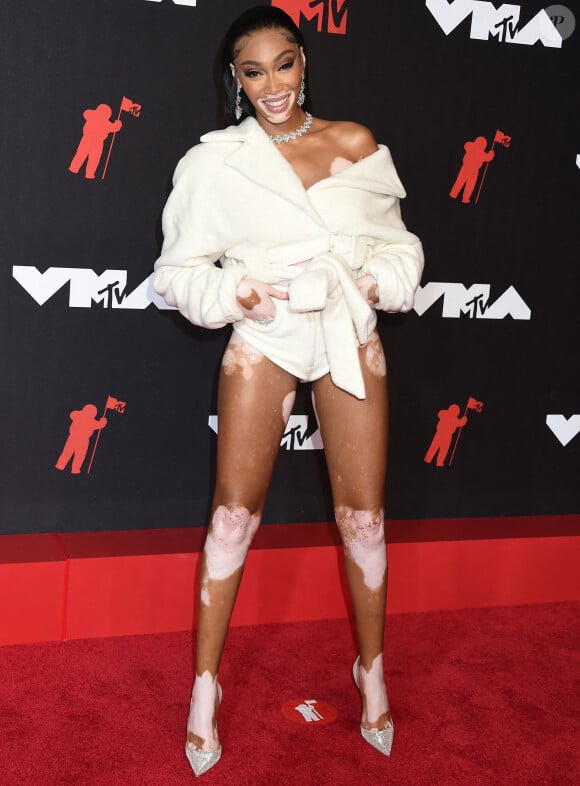 Winnie Harlow assiste aux MTV Video Music Awards 2021 au Barclays Center. Brooklyn, New York, le 12 septembre 2021.